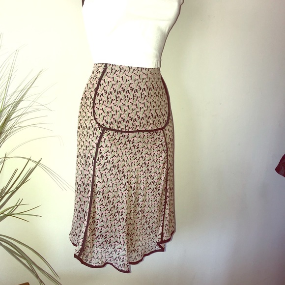 Max Studio Black Trim Pattern 100% Silk Skirt - Picture 2 of 8